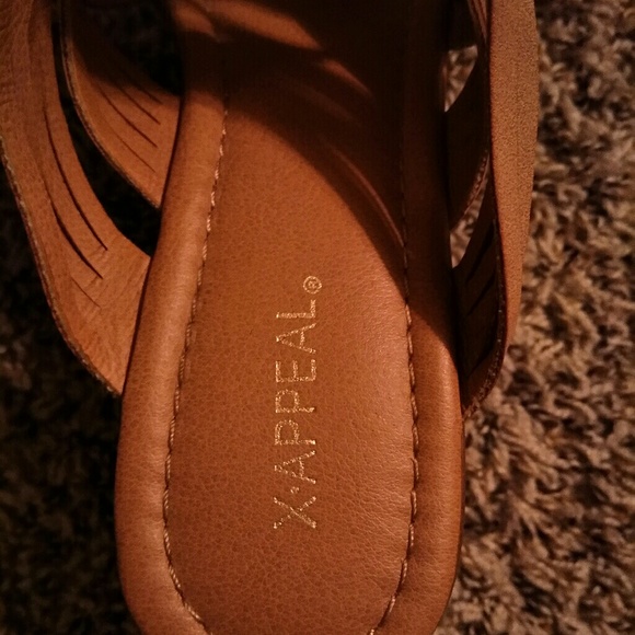 Shoes - Picture 2 of 3